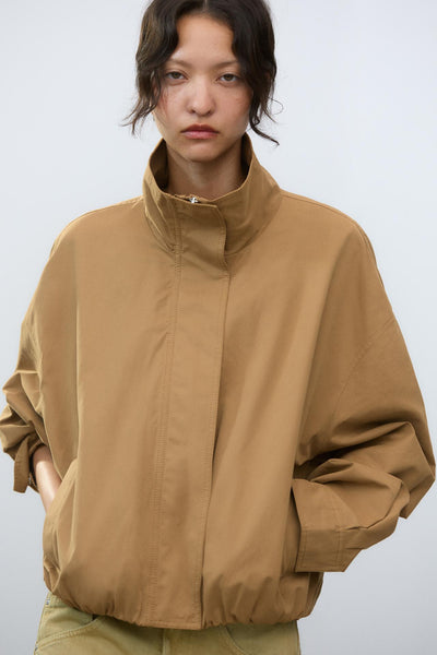 VESTE À FAIBLE VOLUME