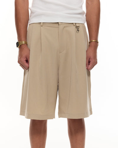 SHORT À PINCE - BEIGE